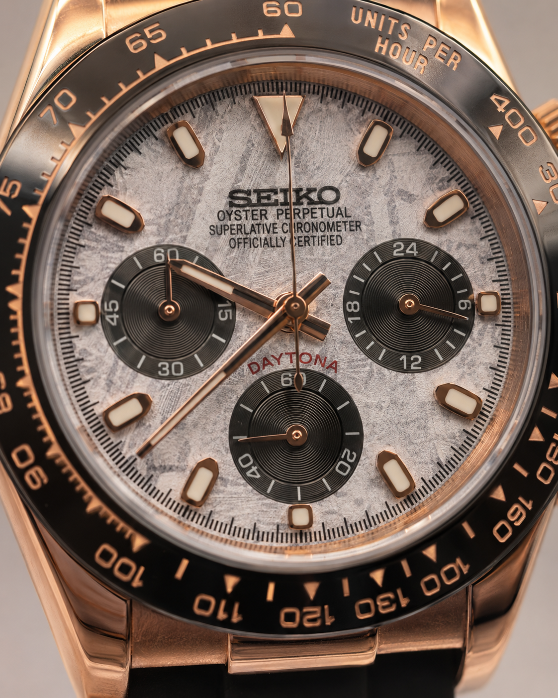 Daytona Mod – Rose Gold Meteorite Dial Rubber Strap