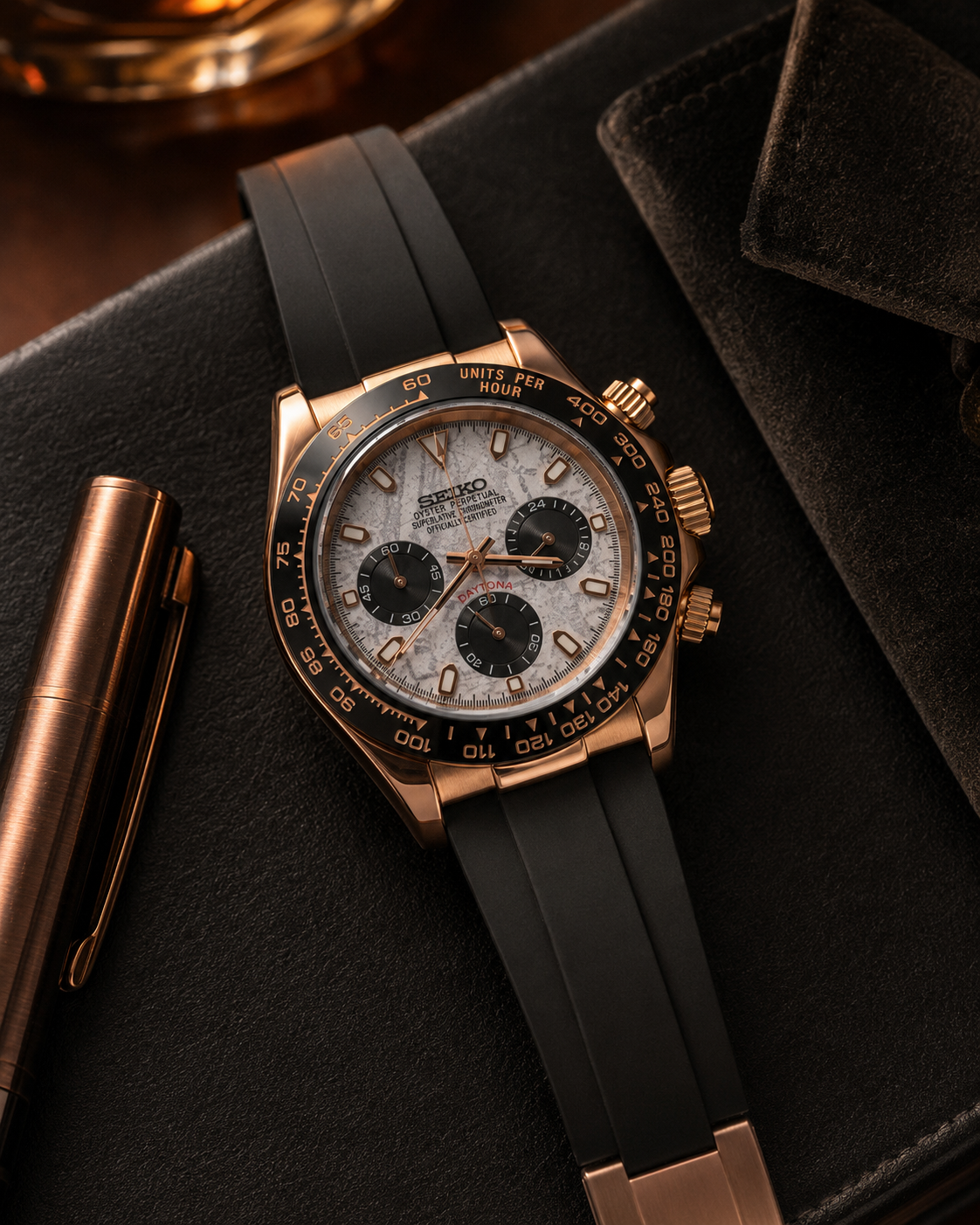 Daytona Mod – Rose Gold Meteorite Dial Rubber Strap